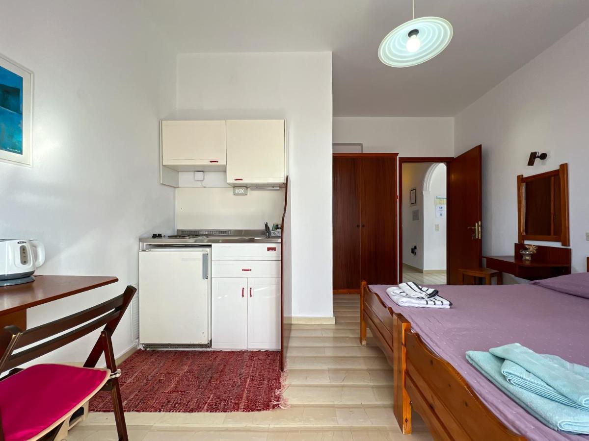 Anemone Apartment Pelekas Exterior photo
